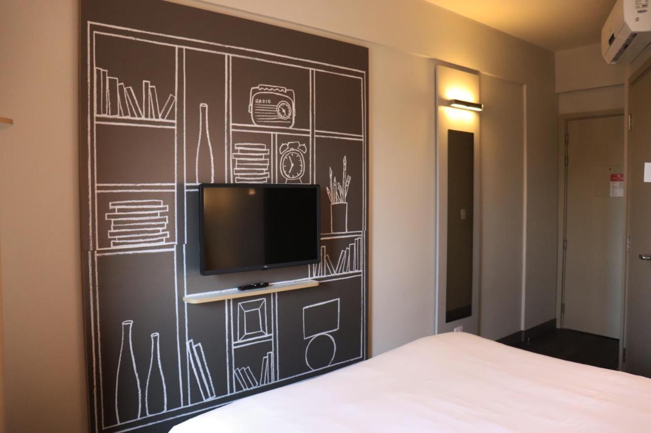 ホテル Ibis Guaxupé エクステリア 写真
