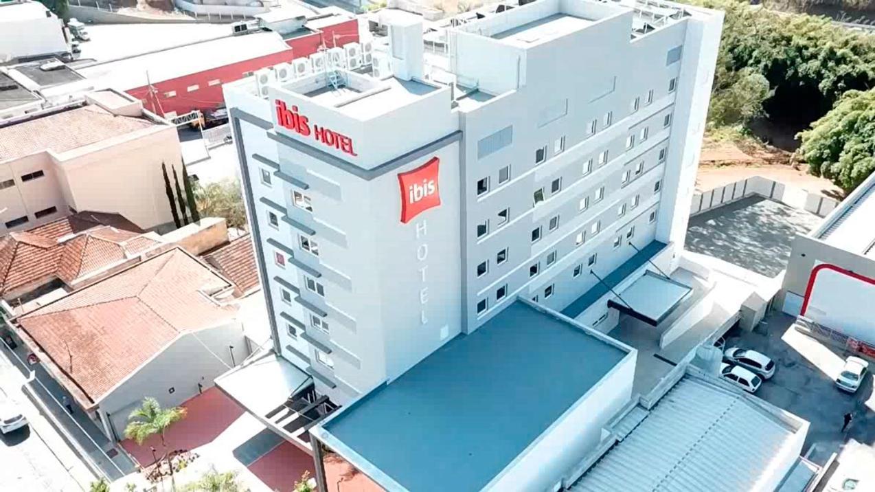 ホテル Ibis Guaxupé エクステリア 写真